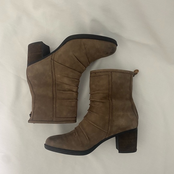 Rockport Boots Gray Brown Sz 7.5 Women's - Picture 4 of 15